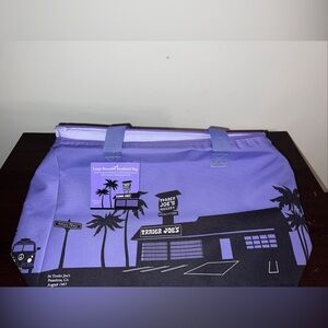 Trader Joe's Lavender Purple LE Reusable Insulated Shopping Eco Tote Bag 8Gallon